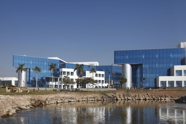 Pyramids Smart Village Office Buildings