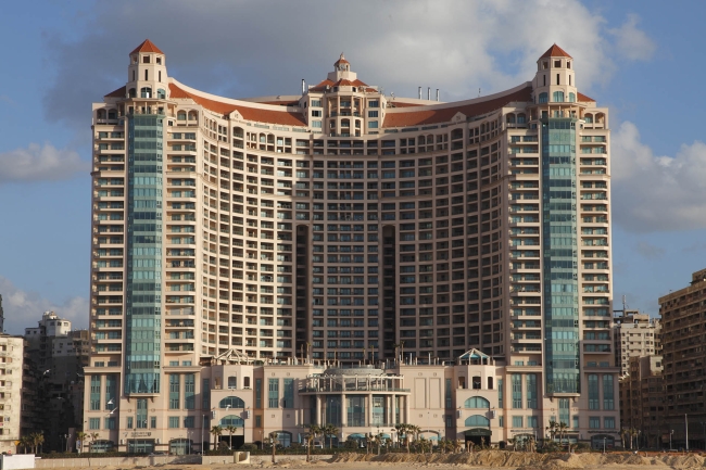 San Stefano Complex, Four Seasons Hotel